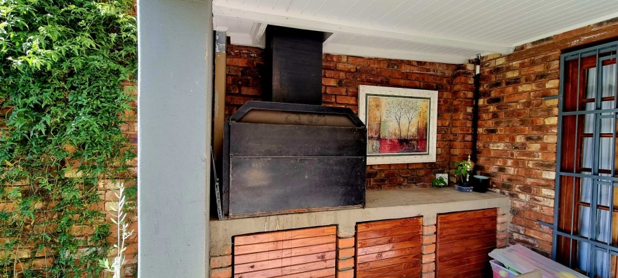 3 Bedroom Property for Sale in Pentagon Park Free State